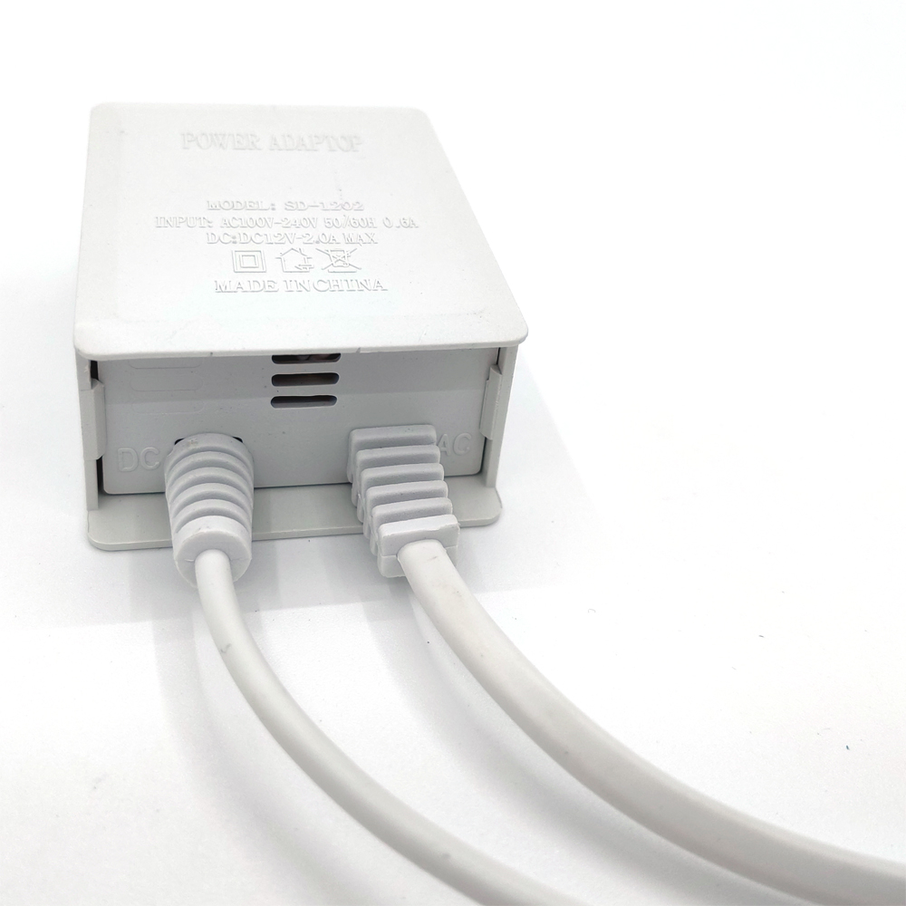 White AC 100-240V Input DC 12V - Outdoor Power Port 评论和价格
